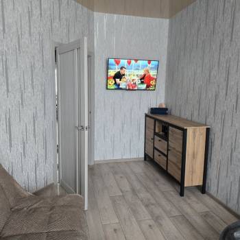 Продается 1-комнатная квартира, 36 м²