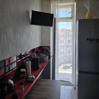 Продается 1-комнатная квартира, 36 м²