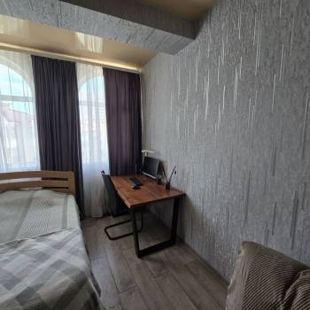 Продается 1-комнатная квартира, 36 м²