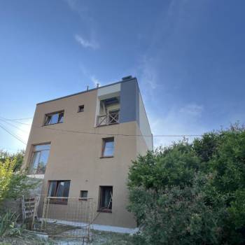 Продается Дом, 275 м²