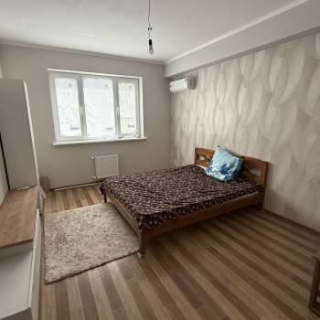 Продается 1-комнатная квартира, 35 м²