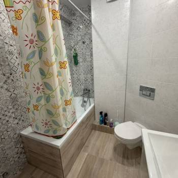 Продается 1-комнатная квартира, 35 м²