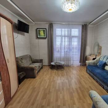 Сдается 1-комнатная квартира, 35 м²