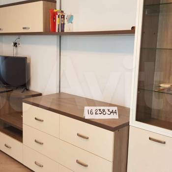 Сдается 1-комнатная квартира, 60 м²