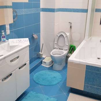Сдается 1-комнатная квартира, 60 м²