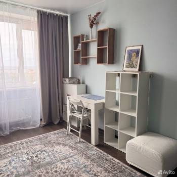 Сдается 2-х комнатная квартира, 78 м²