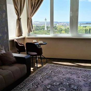 Сдается 2-х комнатная квартира, 78 м²