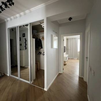 Сдается 2-х комнатная квартира, 65 м²