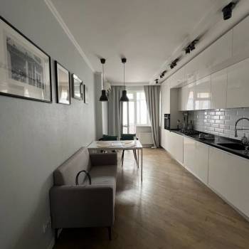 Сдается 2-х комнатная квартира, 65 м²