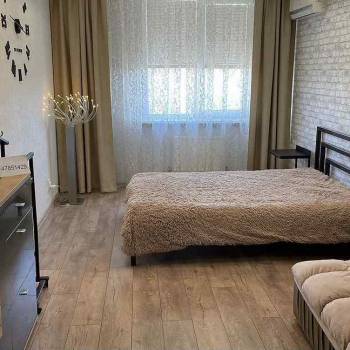 Сдается 1-комнатная квартира, 42 м²