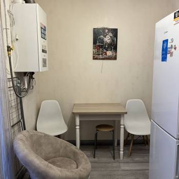 Продается 1-комнатная квартира, 33 м²