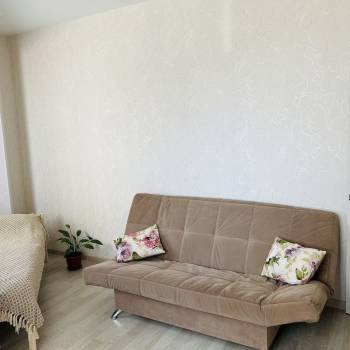Сдается 1-комнатная квартира, 43 м²