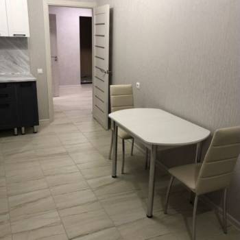 Сдается 1-комнатная квартира, 45 м²