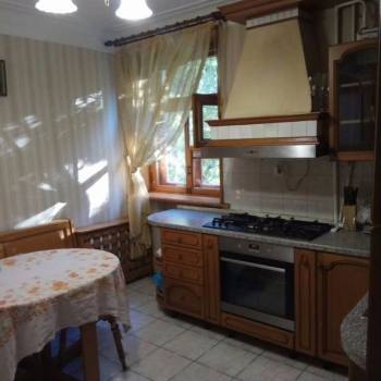 Сдается 2-х комнатная квартира, 80 м²