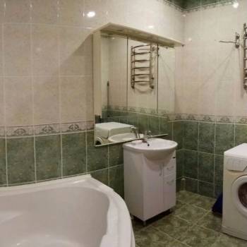 Сдается 2-х комнатная квартира, 80 м²
