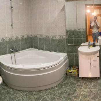 Сдается 2-х комнатная квартира, 80 м²