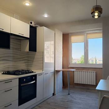 Сдается 2-х комнатная квартира, 49,7 м²