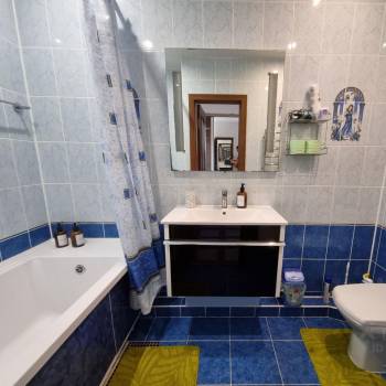 Сдается 1-комнатная квартира, 46 м²