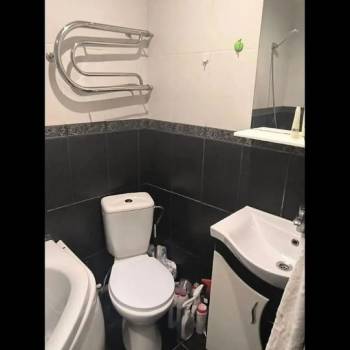 Продается 1-комнатная квартира, 43 м²