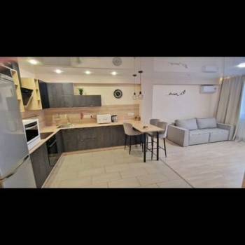 Сдается 2-х комнатная квартира, 63 м²