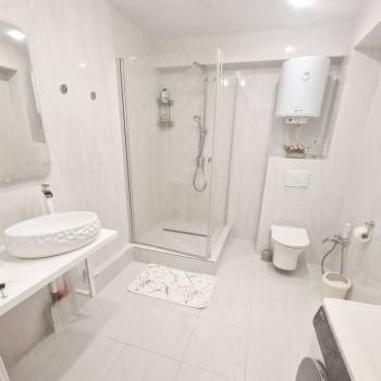Сдается 2-х комнатная квартира, 63 м²