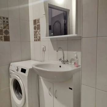 Продается 1-комнатная квартира, 42,5 м²
