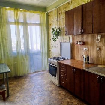 Продается 1-комнатная квартира, 42,5 м²