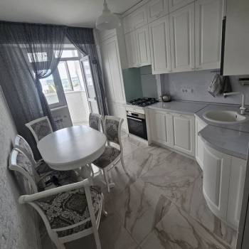 Продается 1-комнатная квартира, 36,8 м²