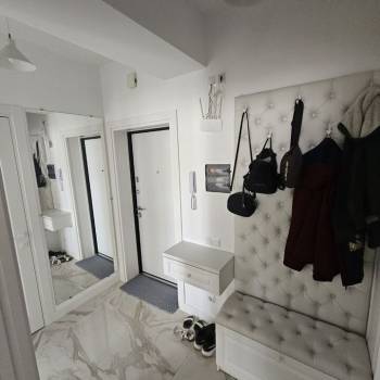 Продается 1-комнатная квартира, 36,8 м²