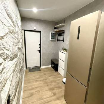Сдается 1-комнатная квартира, 42 м²