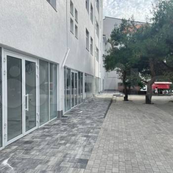 Сдается Нежилое помещение, 150 м²