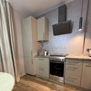 Сдается 1-комнатная квартира, 41 м²