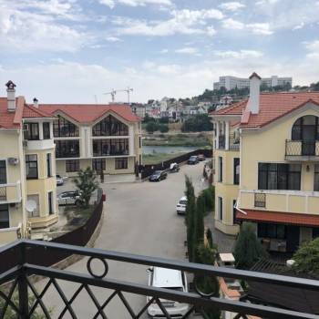 Сдается Многокомнатная квартира, 90 м²
