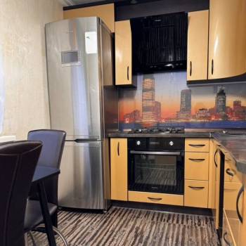 Сдается 2-х комнатная квартира, 60 м²