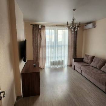 Сдается Многокомнатная квартира, 80 м²