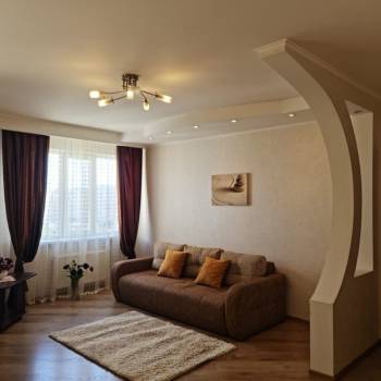 Сдается 2-х комнатная квартира, 70 м²