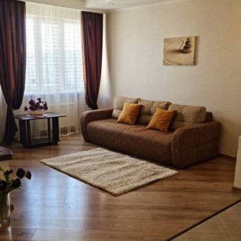Сдается 2-х комнатная квартира, 70 м²