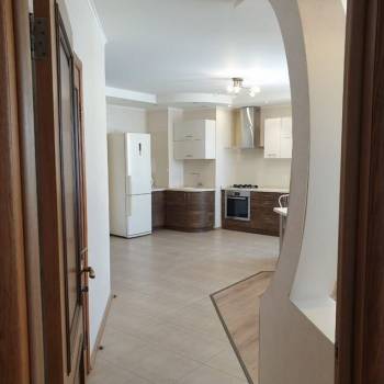 Сдается 2-х комнатная квартира, 70 м²