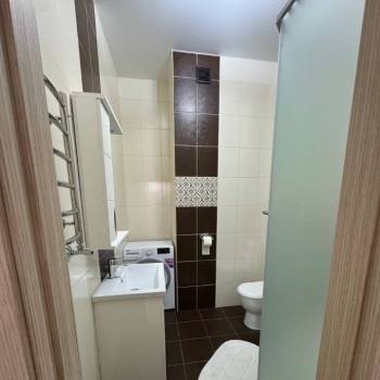 Продается 1-комнатная квартира, 52 м²