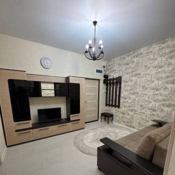 Продается 1-комнатная квартира, 52 м²
