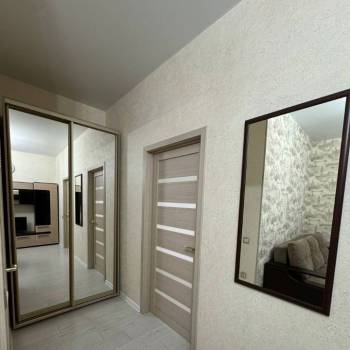Продается 1-комнатная квартира, 52 м²