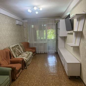 Сдается Многокомнатная квартира, 58,8 м²