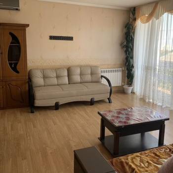 Сдается Многокомнатная квартира, 70 м²