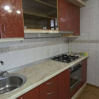 Сдается 2-х комнатная квартира, 76 м²