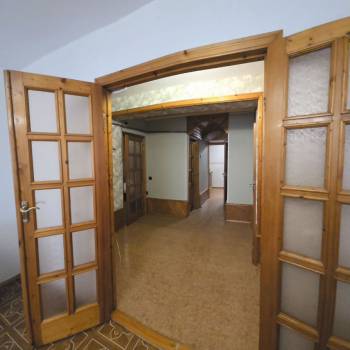 Сдается 2-х комнатная квартира, 76 м²