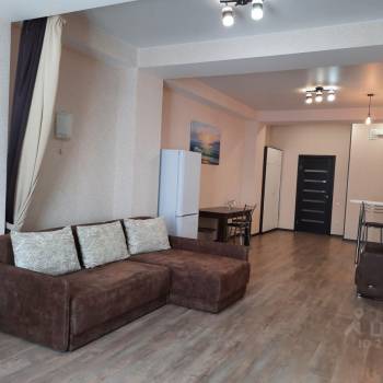 Сдается 1-комнатная квартира, 55 м²