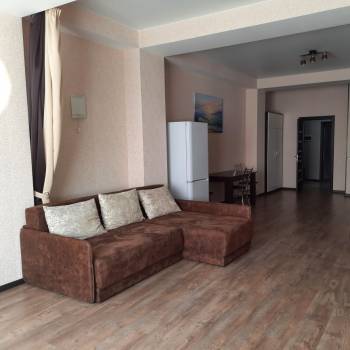 Сдается 1-комнатная квартира, 55 м²