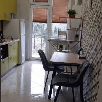 Сдается 1-комнатная квартира, 43 м²