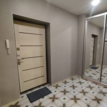 Продается 1-комнатная квартира, 38 м²