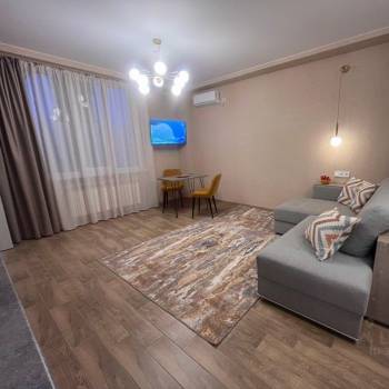 Сдается 1-комнатная квартира, 37 м²